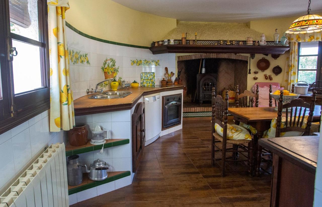 Bed and Breakfast La Casa Del Torreon Альхараке Экстерьер фото